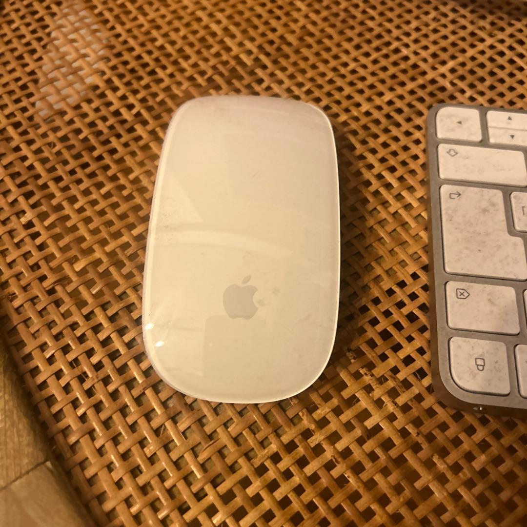 Apple iMac ホワイト + ワイヤレスキーボード・マウス