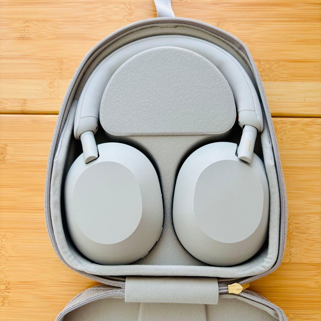 【美品】SONY ワイヤレスヘッドホン WH1000XM5