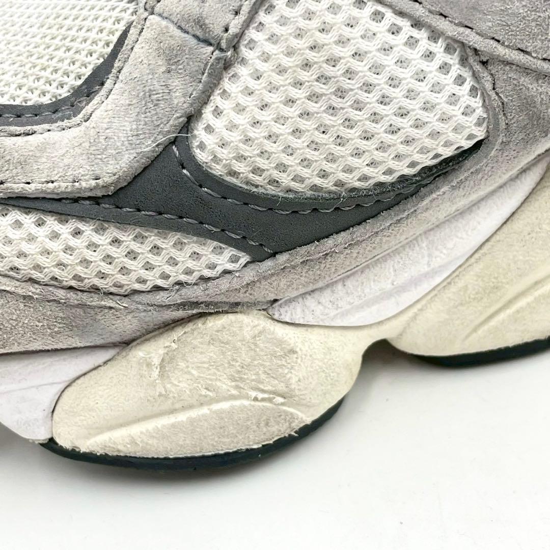 ニューバランス スニーカー 9060 グレー 25cm ローカット Y1392