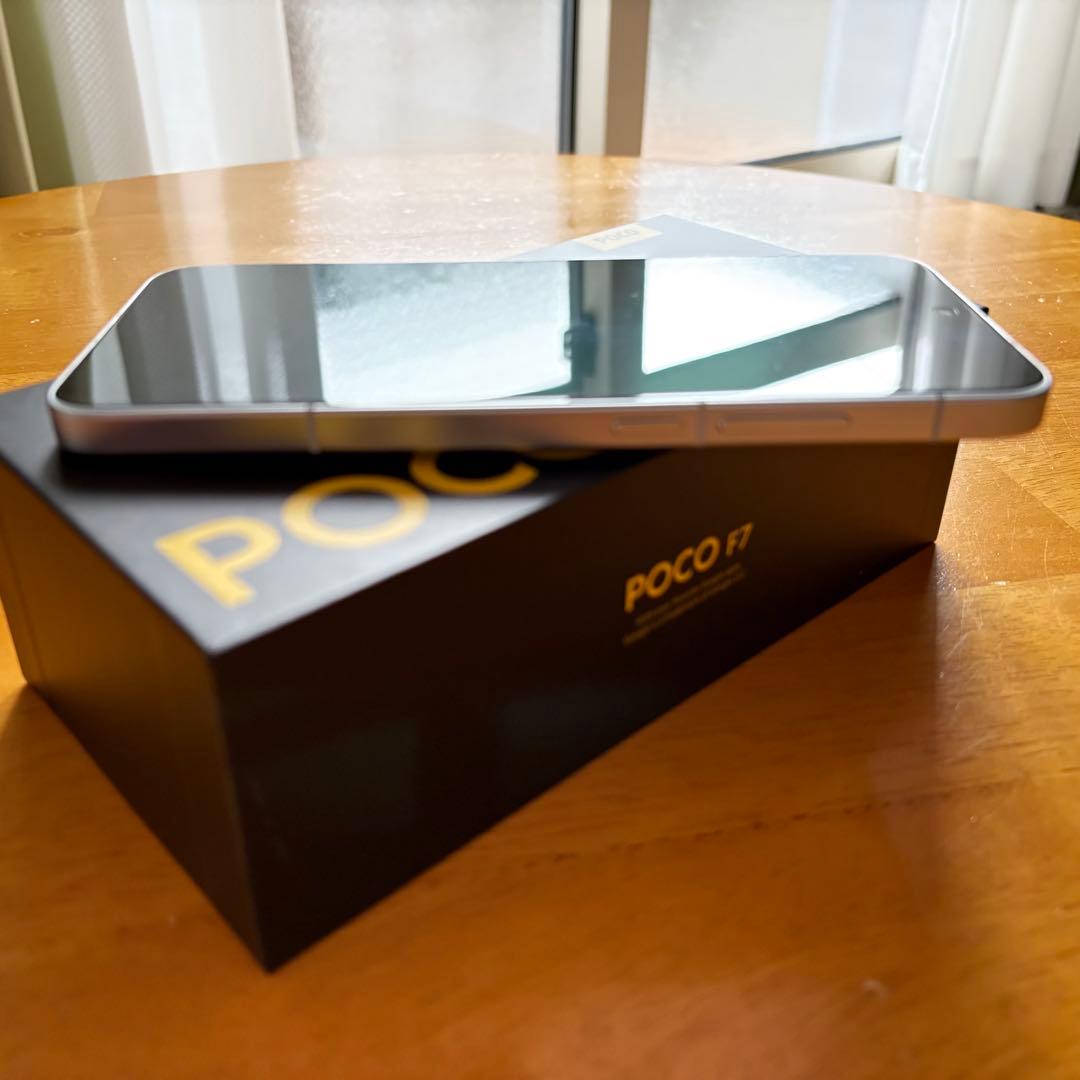 POCO F7 ホワイト 極上美品