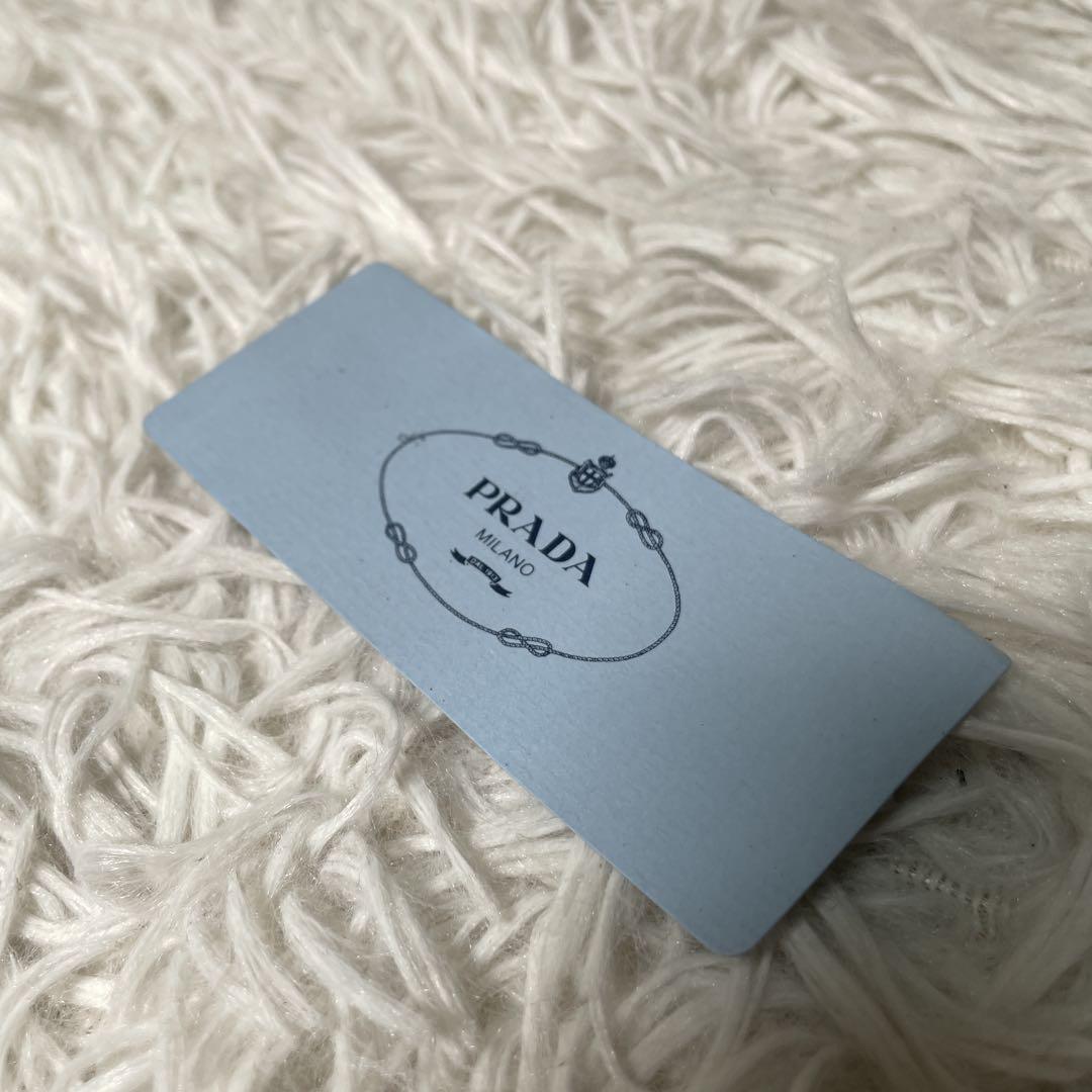 PRADA プラダ　ビジネスバッグ　レザー　ブラック　黒　本革　シボ革