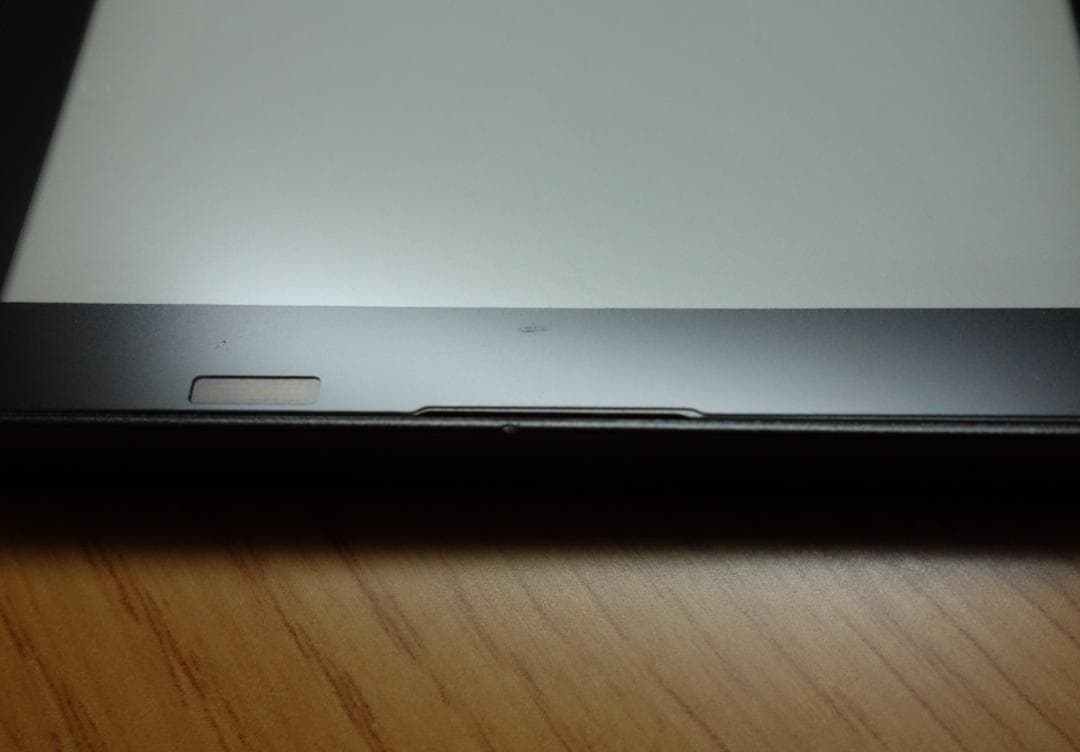 Minimal Phone Onyx 6GB / 128GB 純正ケース付