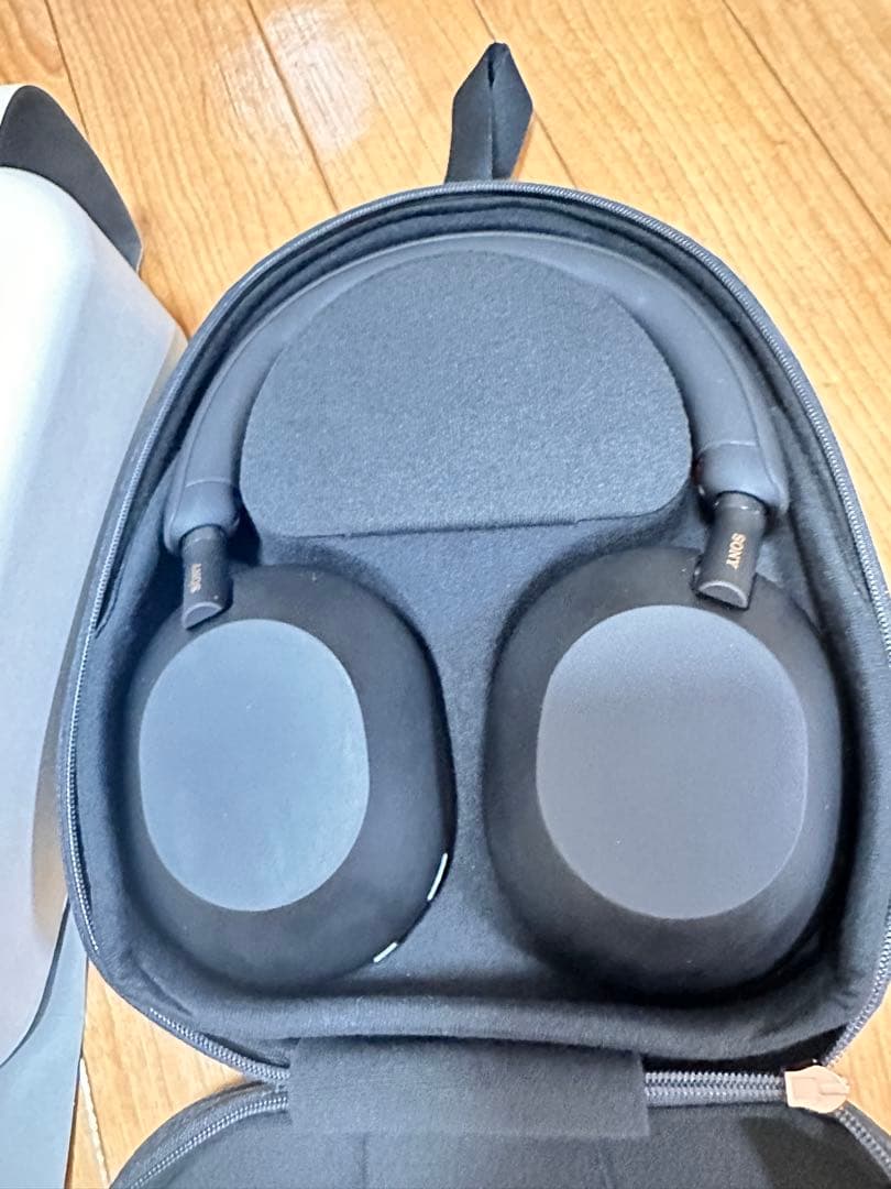 Sony WH-1000XM5ブラック