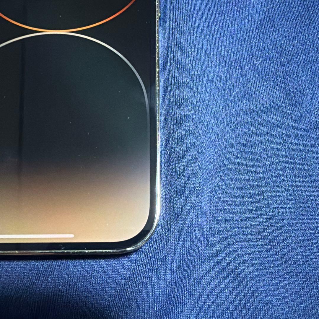 スマートフォン本体 Dian Adiputra Apple iPhone 14 Pro