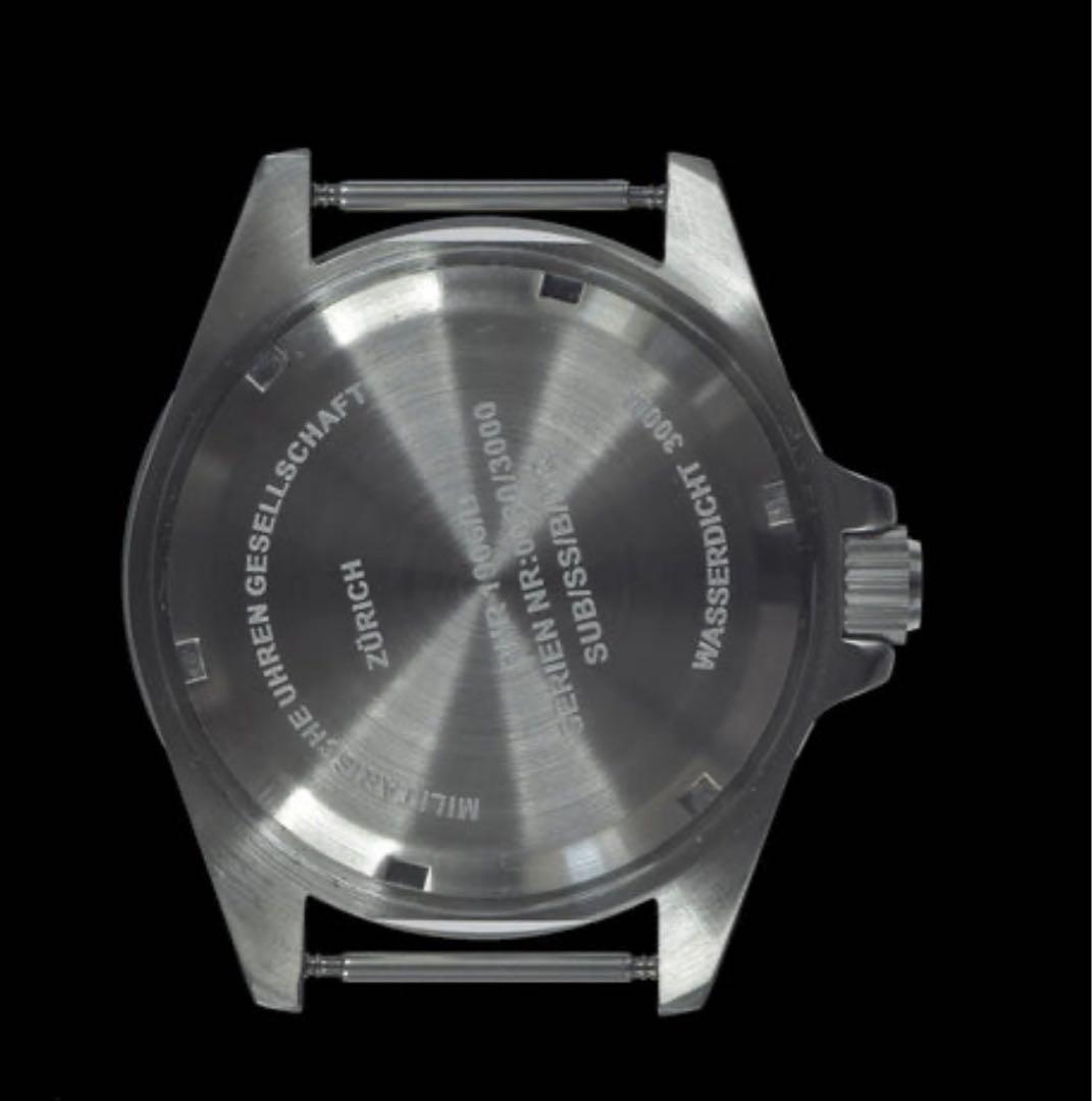 z*k様 美品 MWC ステンレス Steel クオーツ ミリタリーダイバーズウ