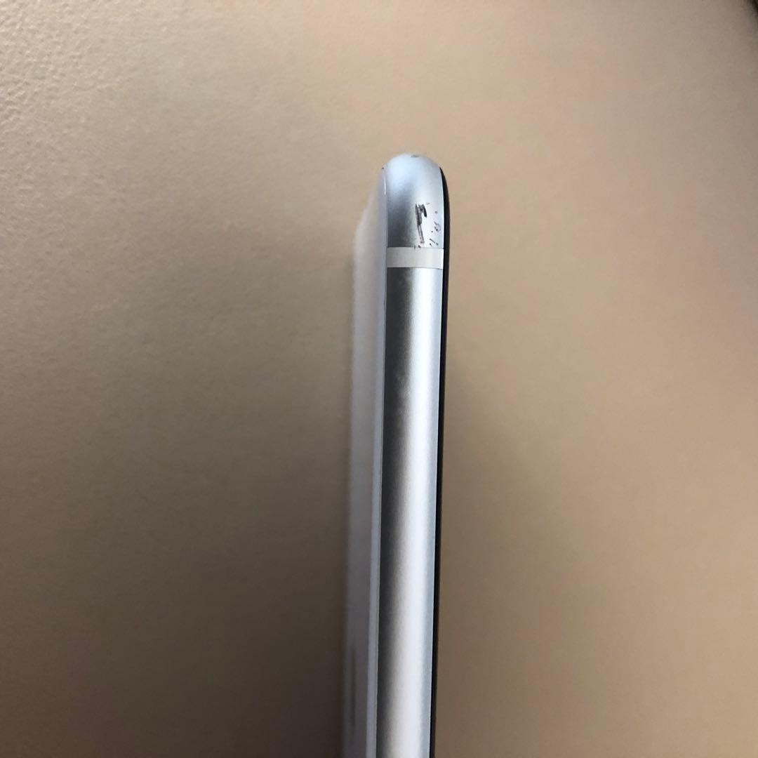 Apple iPhone SE (第2世代) 64GB ホワイト SIMフリー