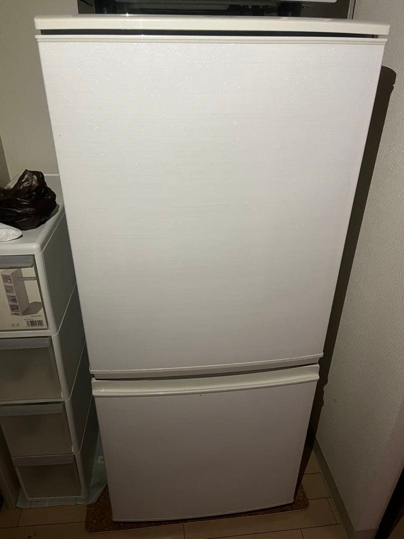 SHARP 冷蔵庫 SJ-D14C-W 137L