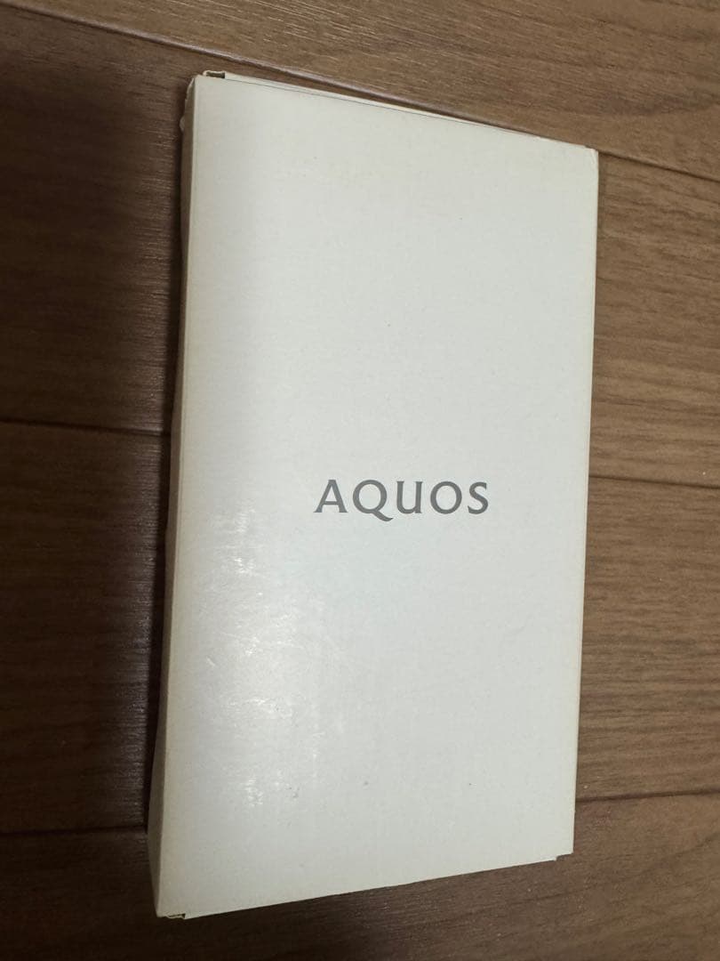 AQUOS wish A104SH Ivory 本体 未使用品 外箱あり
