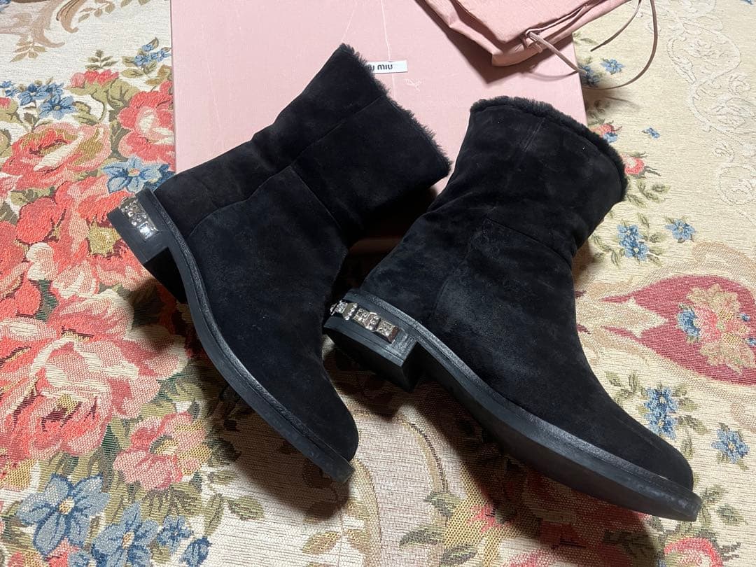 可愛い♡ミュウミュウスエードビジュームートンブーツ　黒　38.5