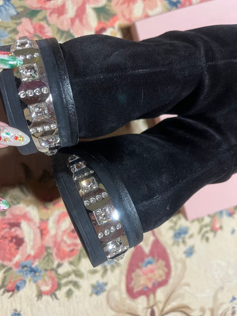 可愛い♡ミュウミュウスエードビジュームートンブーツ　黒　38.5