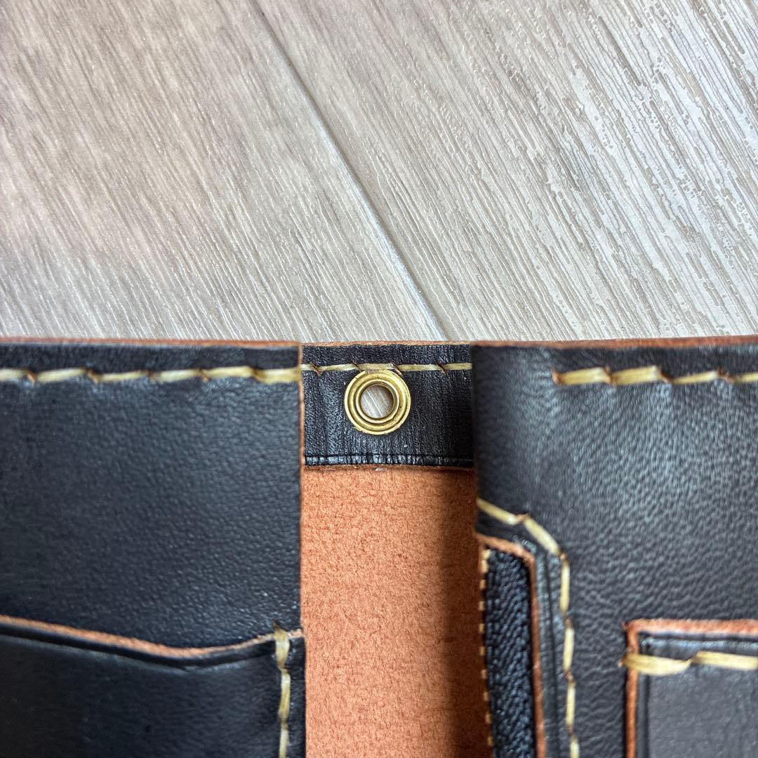 【茶芯ブラック】ミドルトラッカーウォレット　真鍮　お札を折らずに収納　タイプB