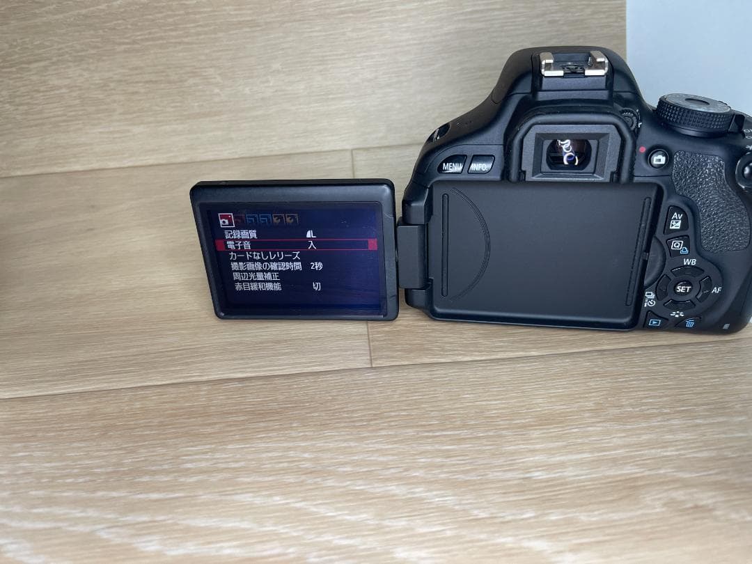 ショット数6664回☆ Canon EOS Kiss X5 キヤノン 一眼レフ