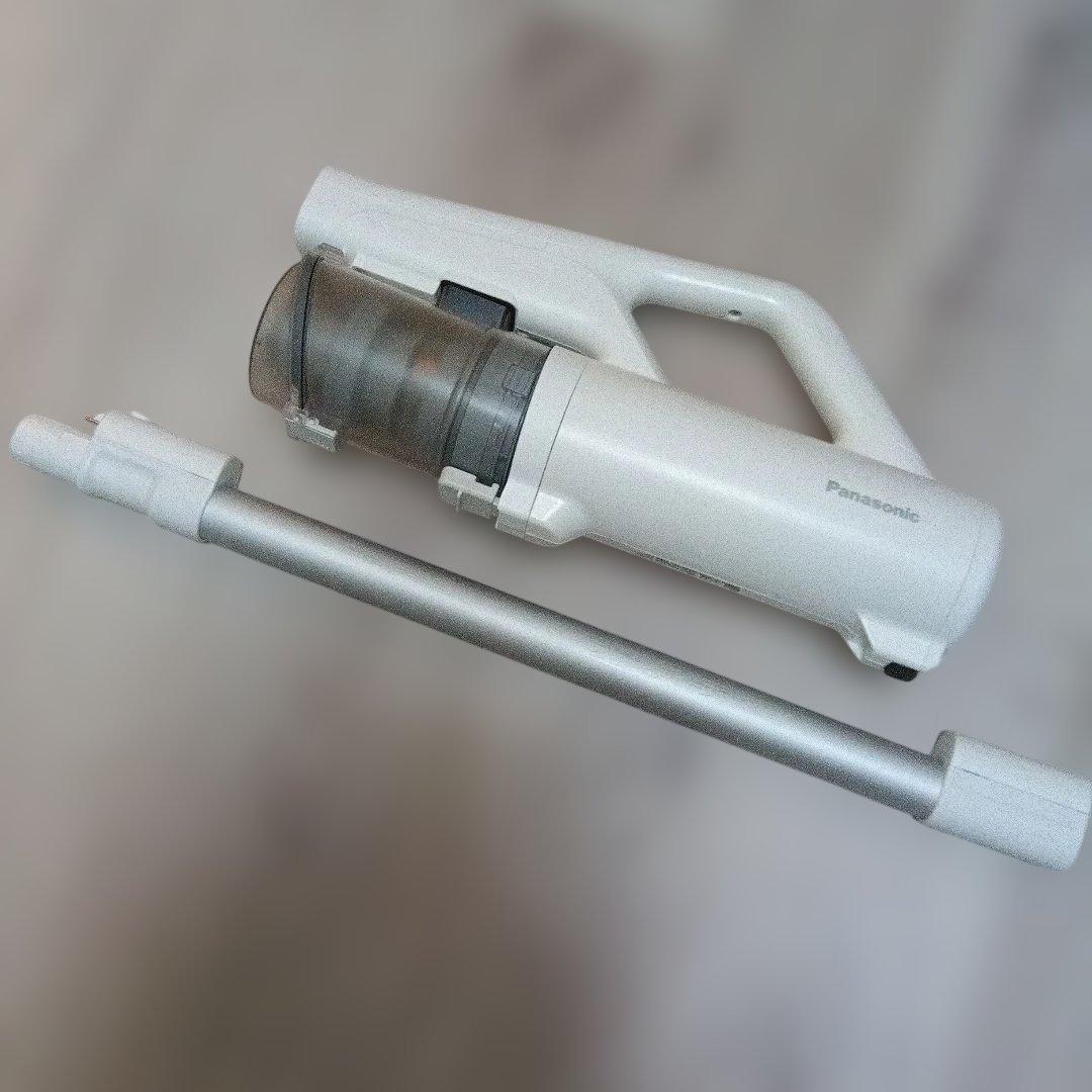 パナソニック サイクロン式コードレススティック掃除機 MC-SB85K