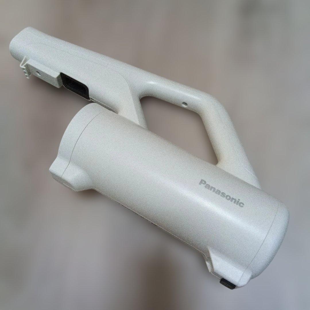 パナソニック サイクロン式コードレススティック掃除機 MC-SB85K