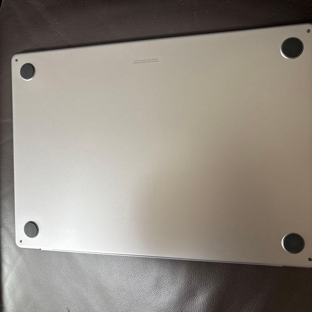 Apple MacBook Air M3 15インチ　（2024）