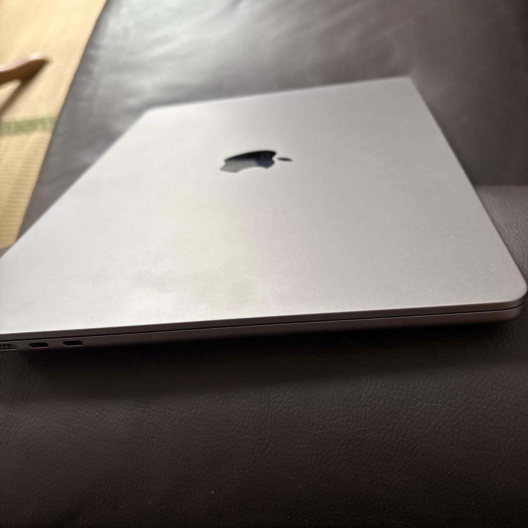 Apple MacBook Air M3 15インチ　（2024）