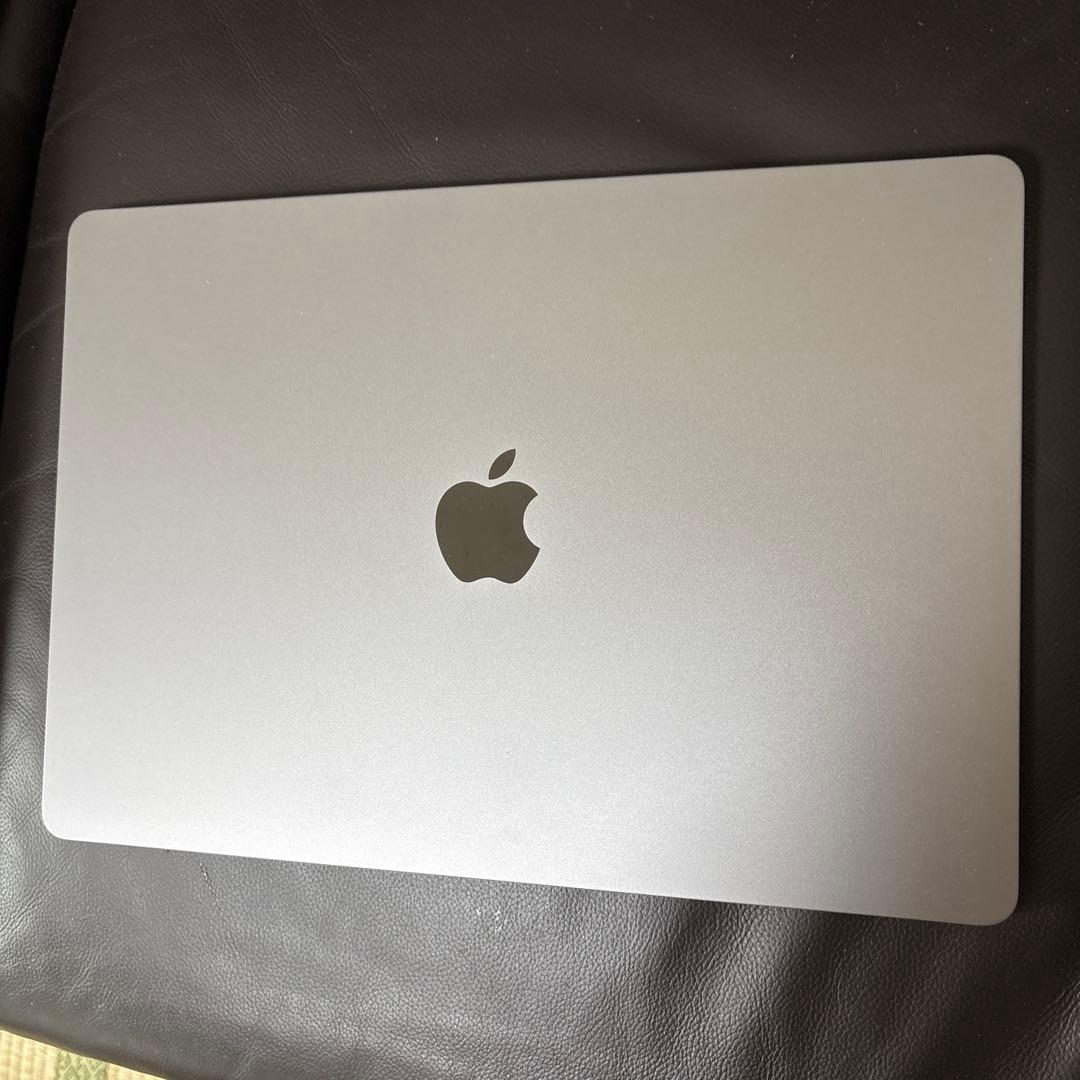Apple MacBook Air M3 15インチ　（2024）