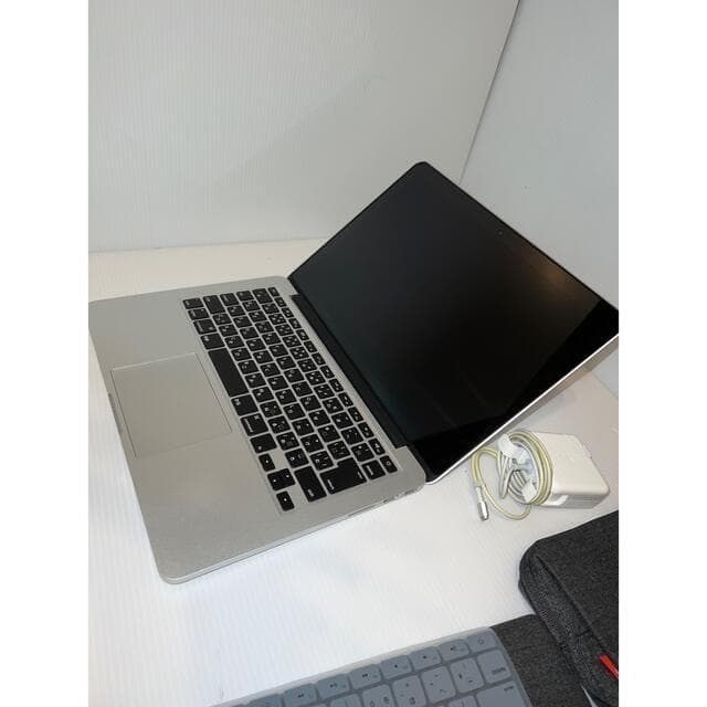 MacBook Pro 13インチ Early 2015 A1502 中古　美品
