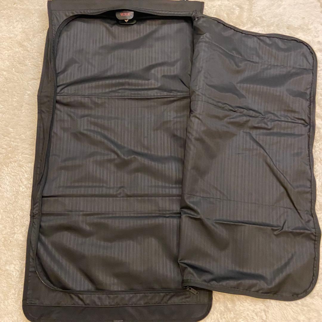 TUMI トライ フォールド キャリーオン ガーメントケース 22133DH
