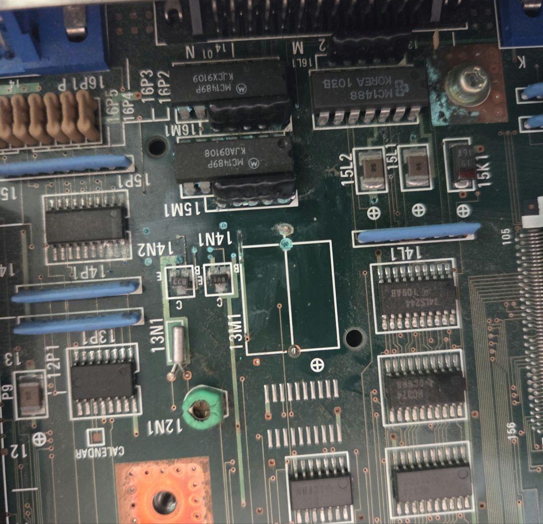 ジャンク品　NEC PC-9801DA/U2　本体のみ