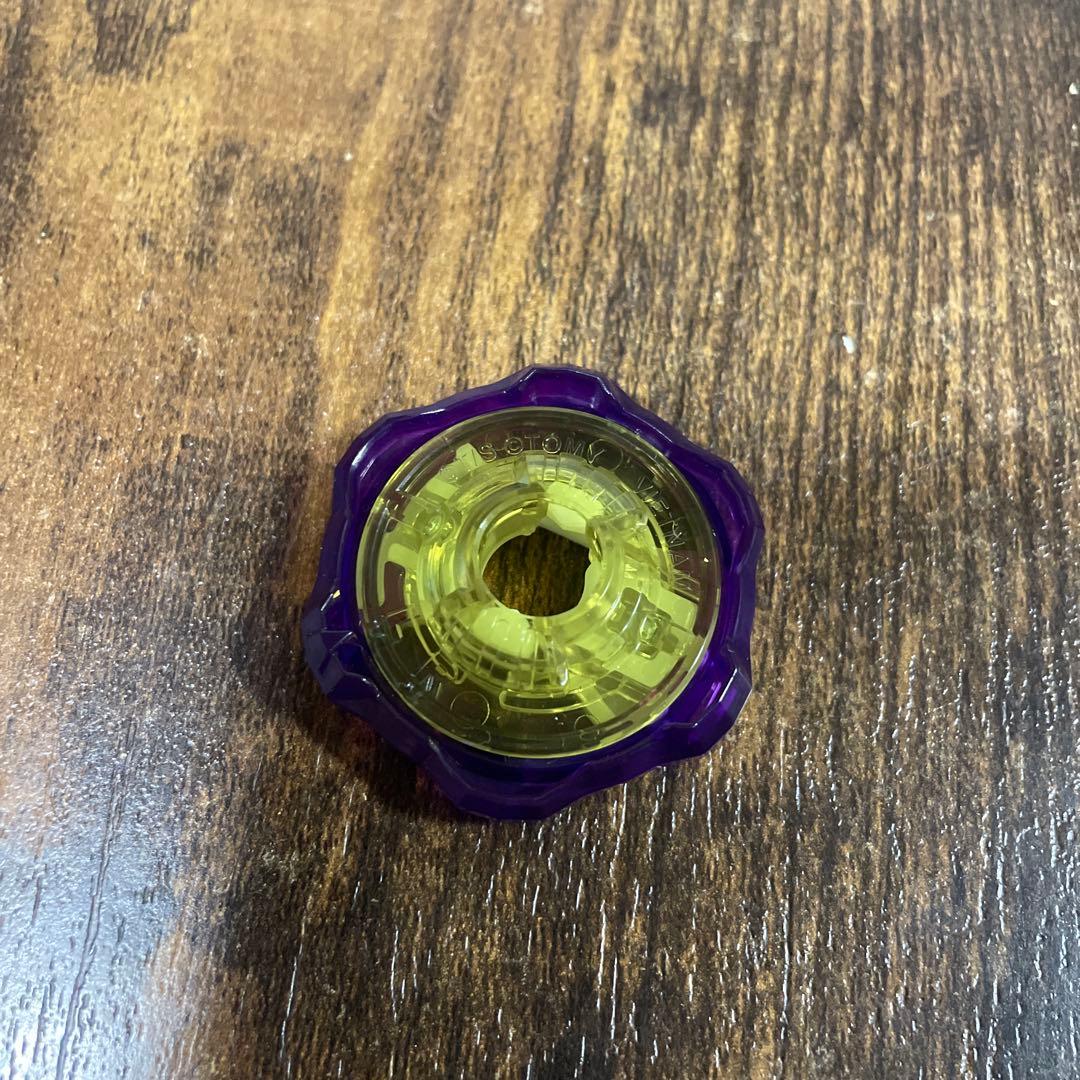 【限定新品】オロチクラスタ6-60LF ベイブレードX あ1