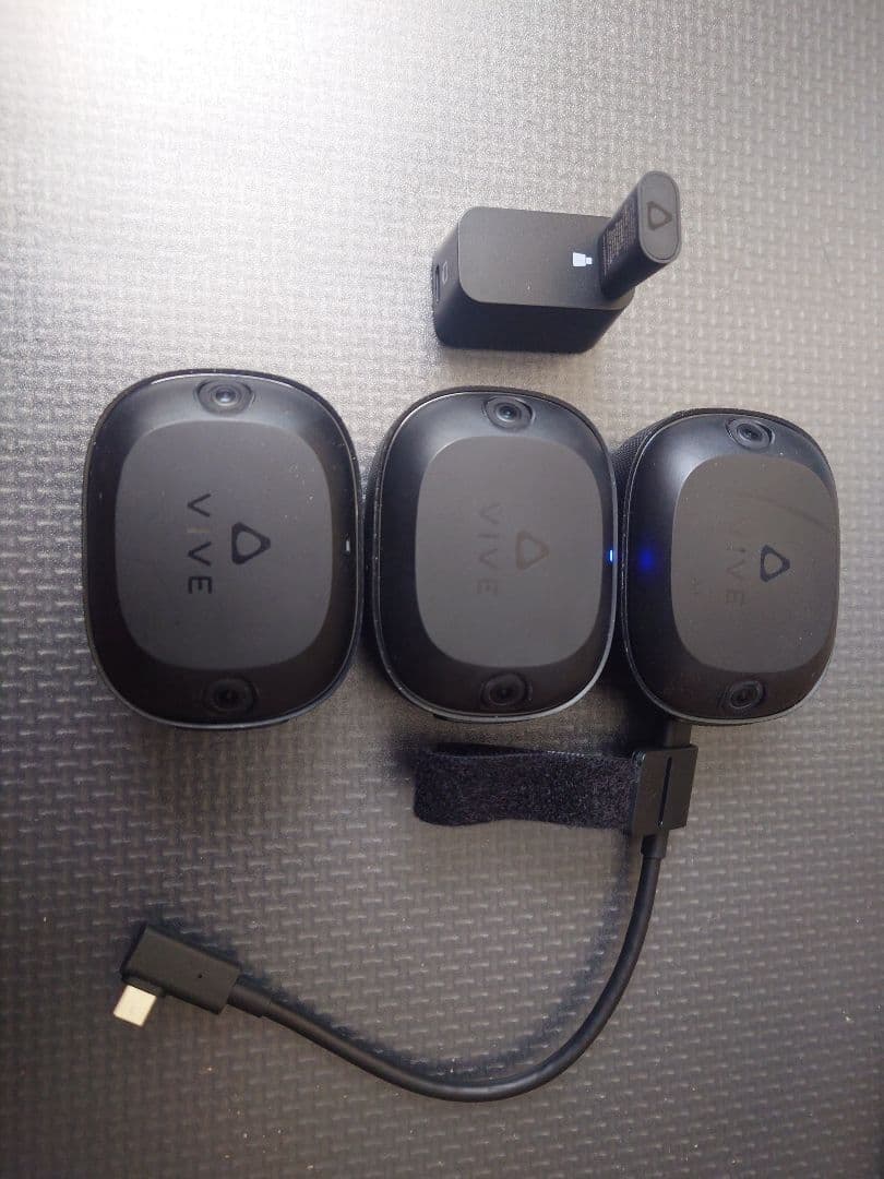VIVE Ultimate トラッカー 3個セット