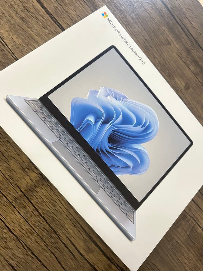 Microsoft Surface Laptop Go3 シルバー