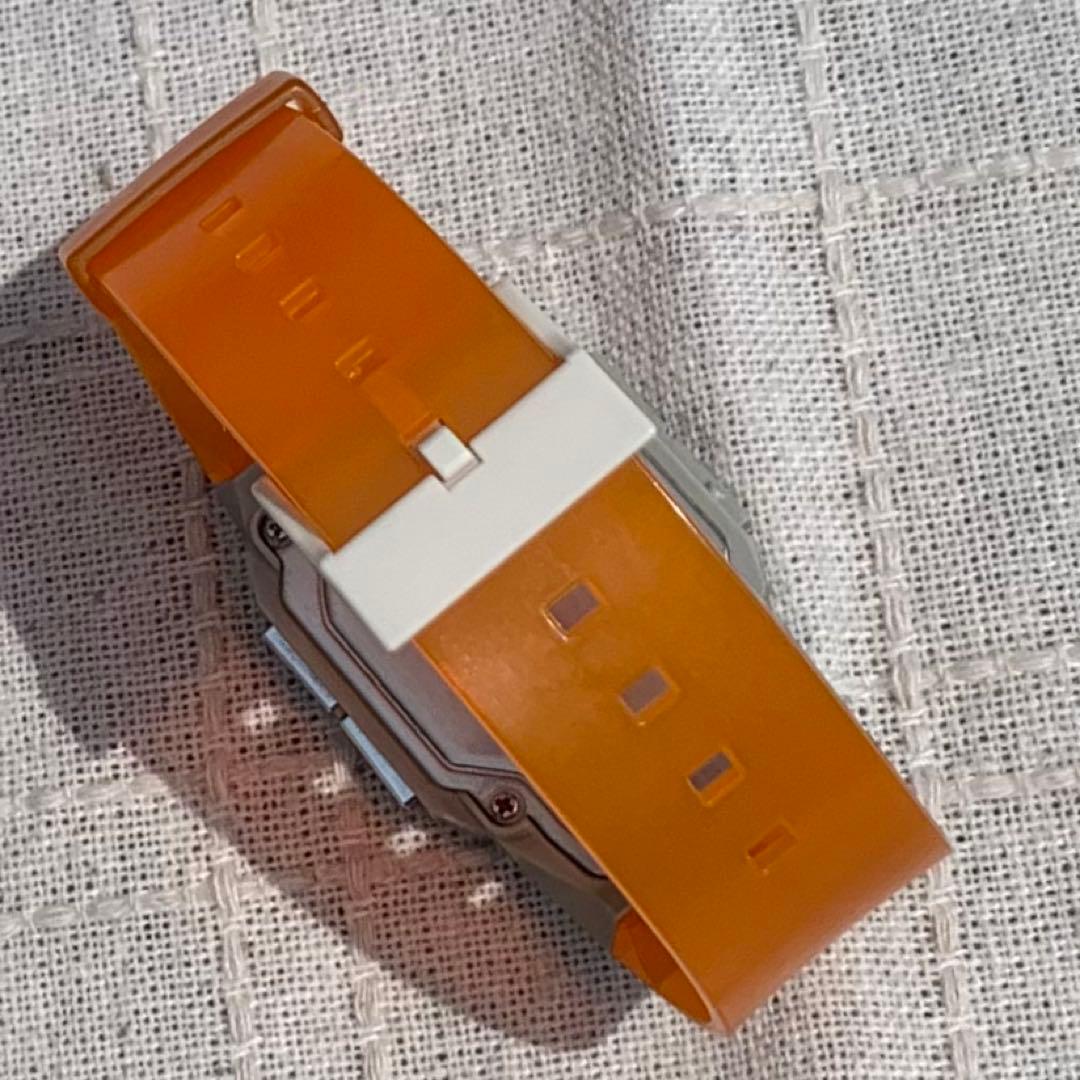 カシオ　フィルムウォッチ　ペラ　オレンジベルト　デジアナ