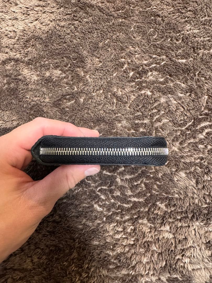 ルイヴィトン　ジッピーパース