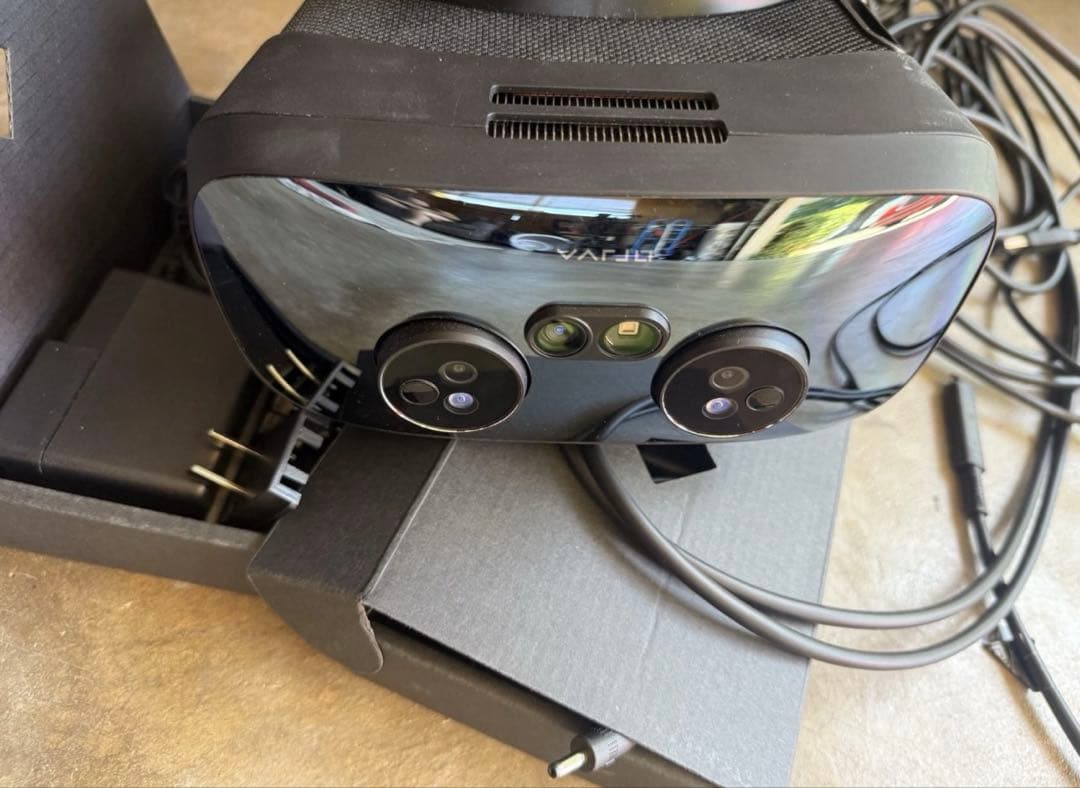 Varjo XR-3 TAA Focal Edition ヘッドセット