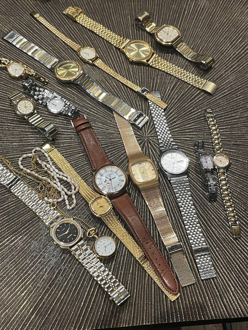 専用　総額定価50万円超【美品】レディース　ゴールドクォーツ時計　15本おまとめ
