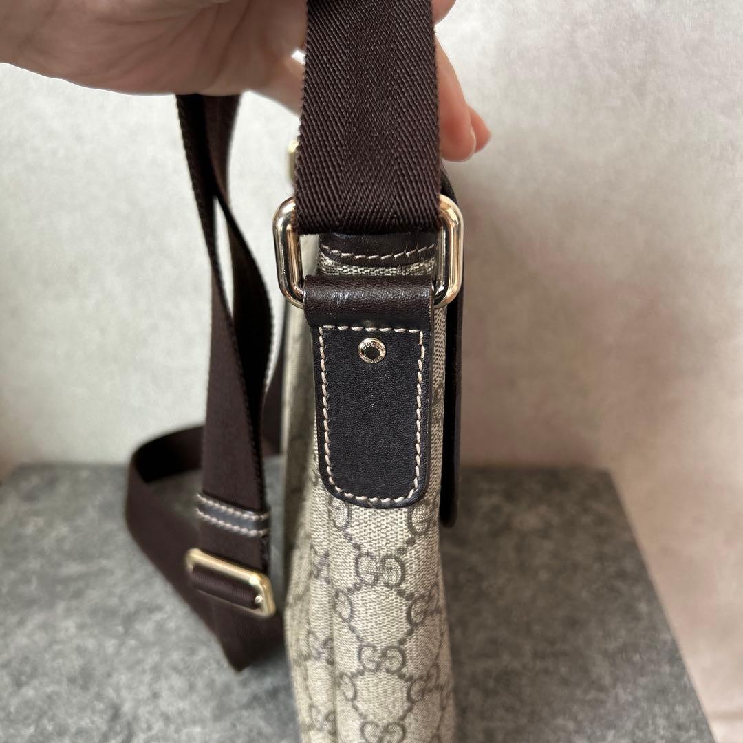 グッチ GG スプリーム PVC×レザー ショルダー バッグ メッセンジャー 茶