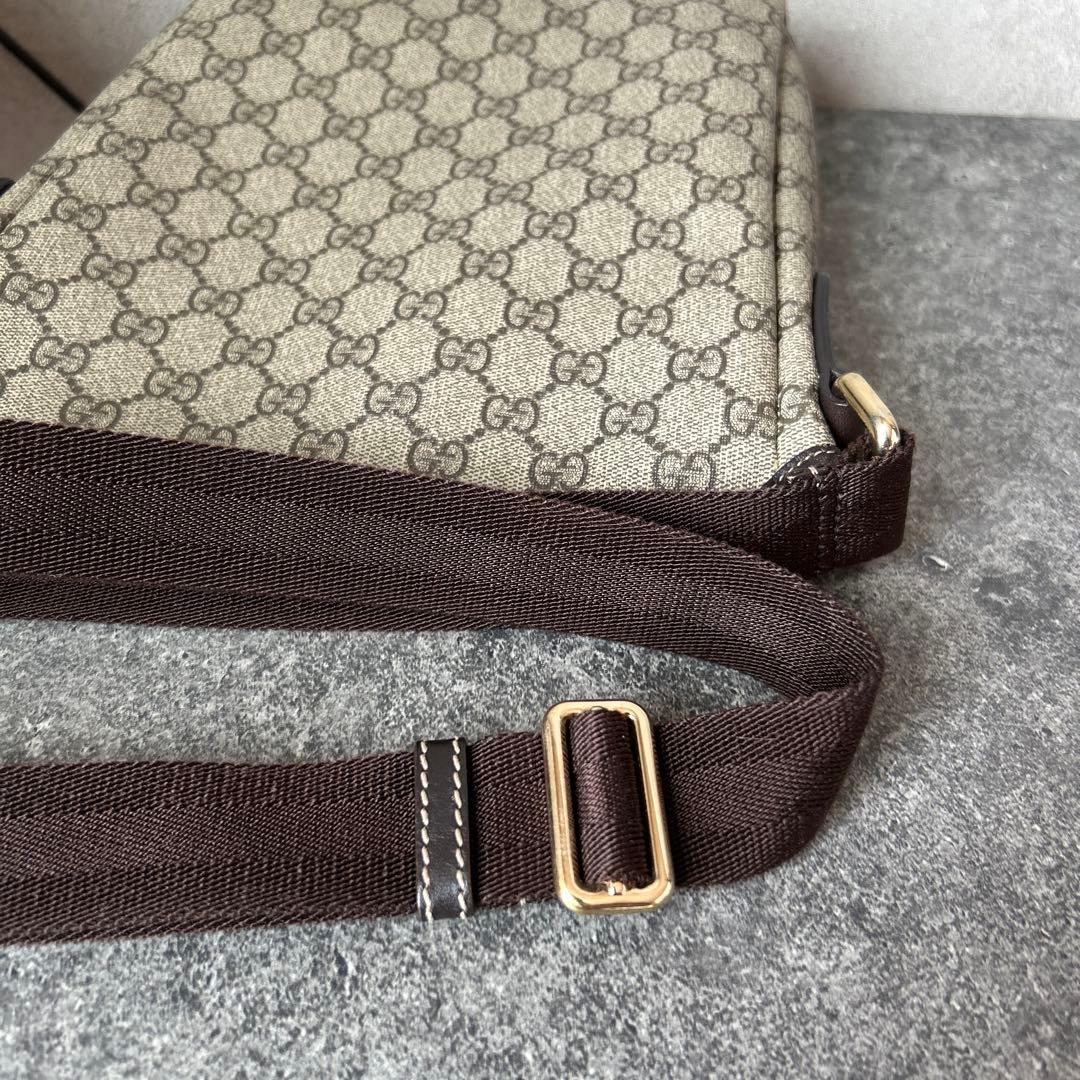 グッチ GG スプリーム PVC×レザー ショルダー バッグ メッセンジャー 茶