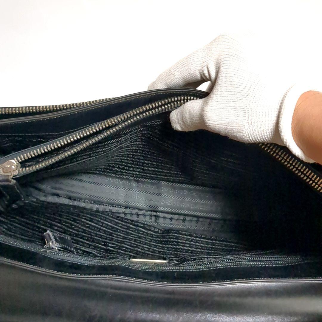 ✨PRADA✨ブリーフケース レザー ブラック 2室 ロゴ