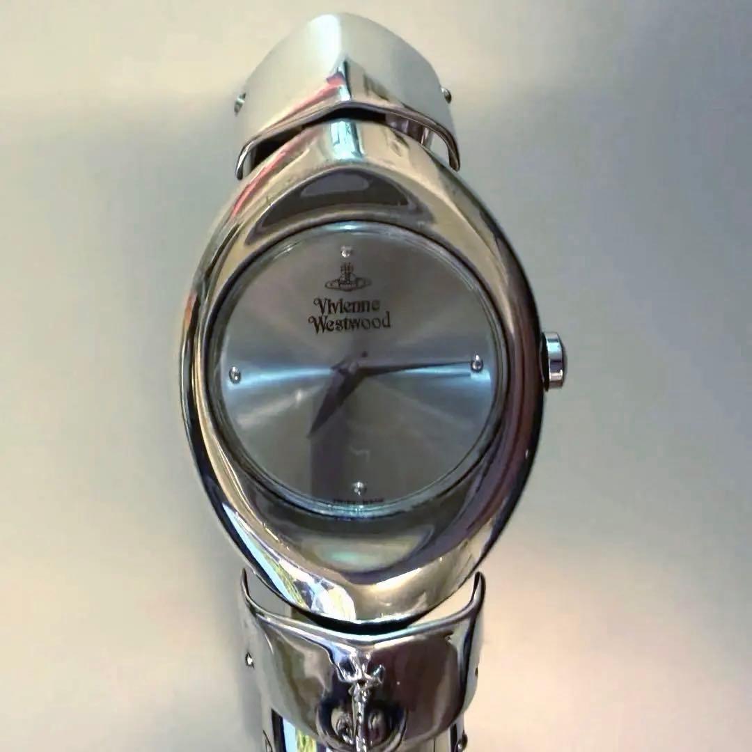 N*K様 ヴィヴィアン Westwood 廃盤 アーマーウォッチ Silver9