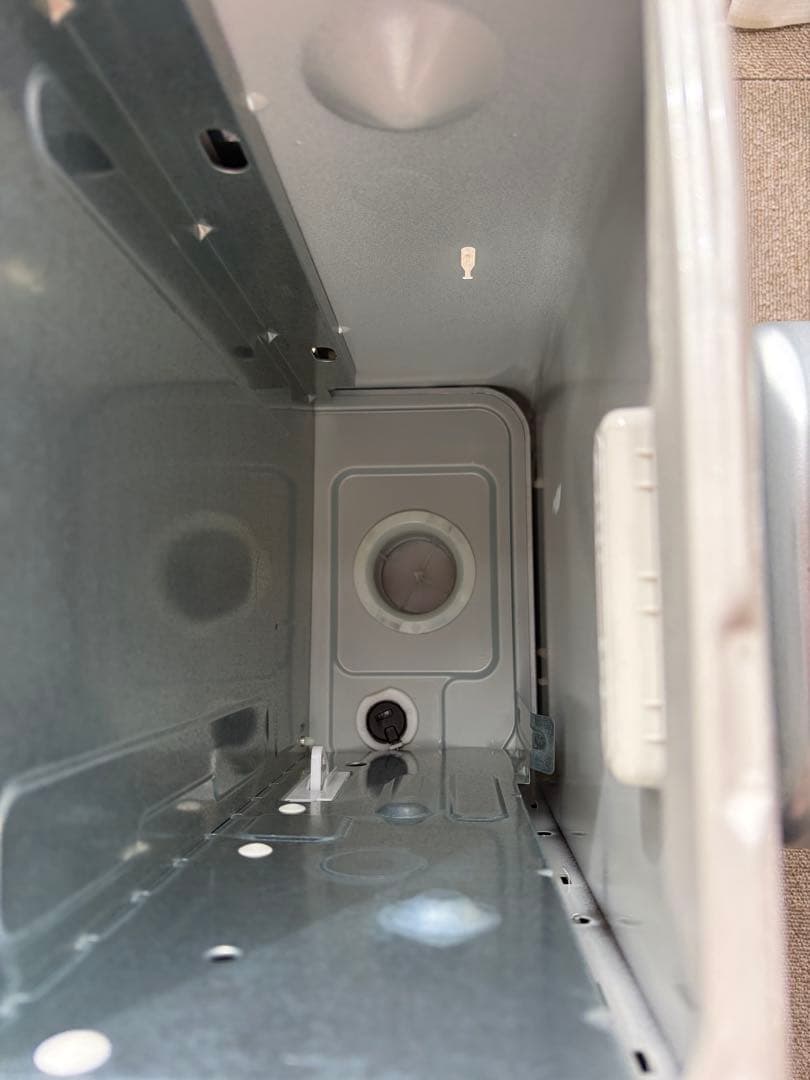 鮭丸さまへ：CORONAファンヒーター 2021年製-キャスター付き