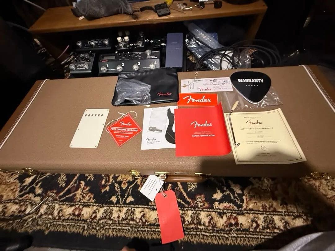 本日限定Fender American Vintage II ストラト