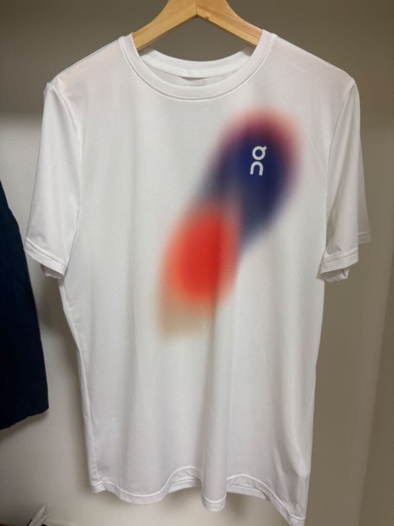 ウォーキング・ランニングウェア On Core T