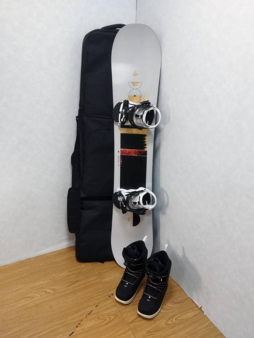 Y☆827　SALOMON スノーボードセット 23-24モデル