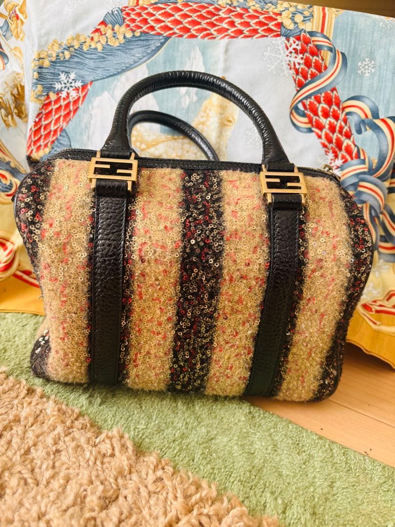 レア■ビバリーヒルズ　アメリカ購入■fendi フェンディ■バックスパンコール