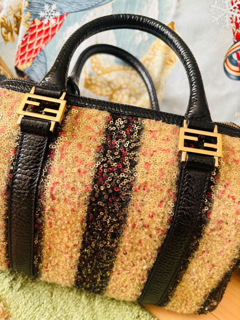 レア■ビバリーヒルズ　アメリカ購入■fendi フェンディ■バックスパンコール