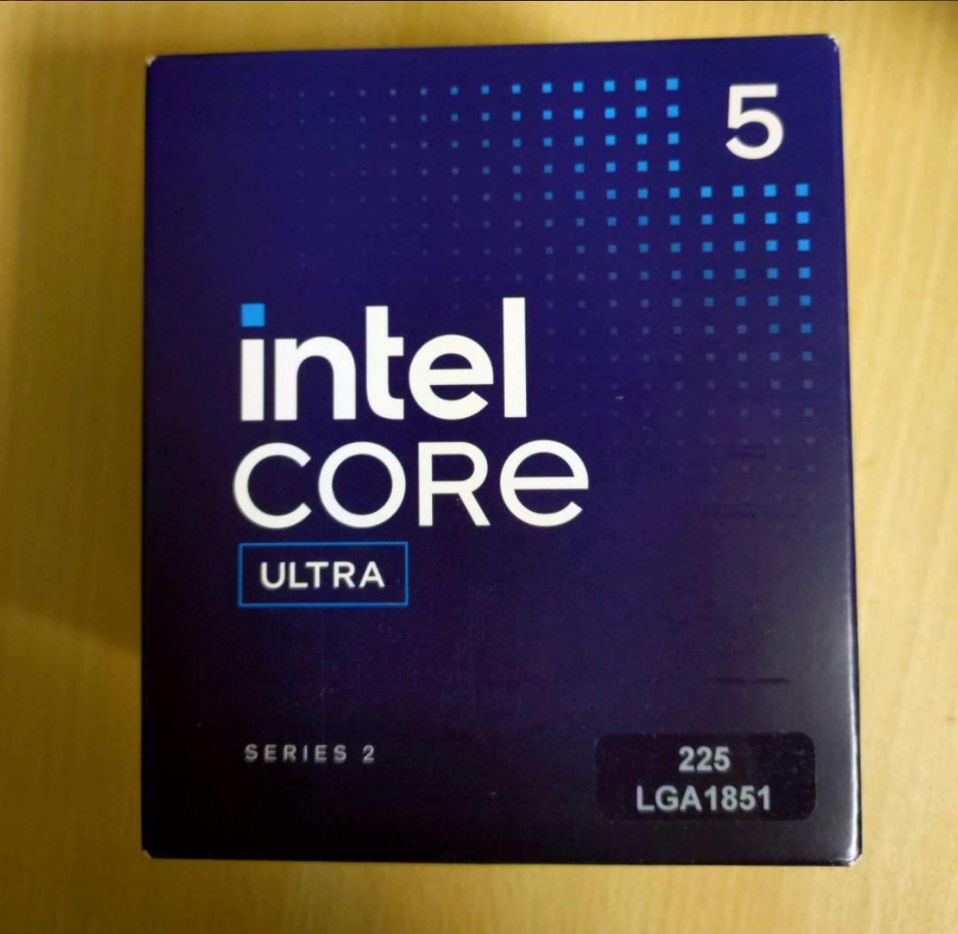 CPU Core Ultra 5 225