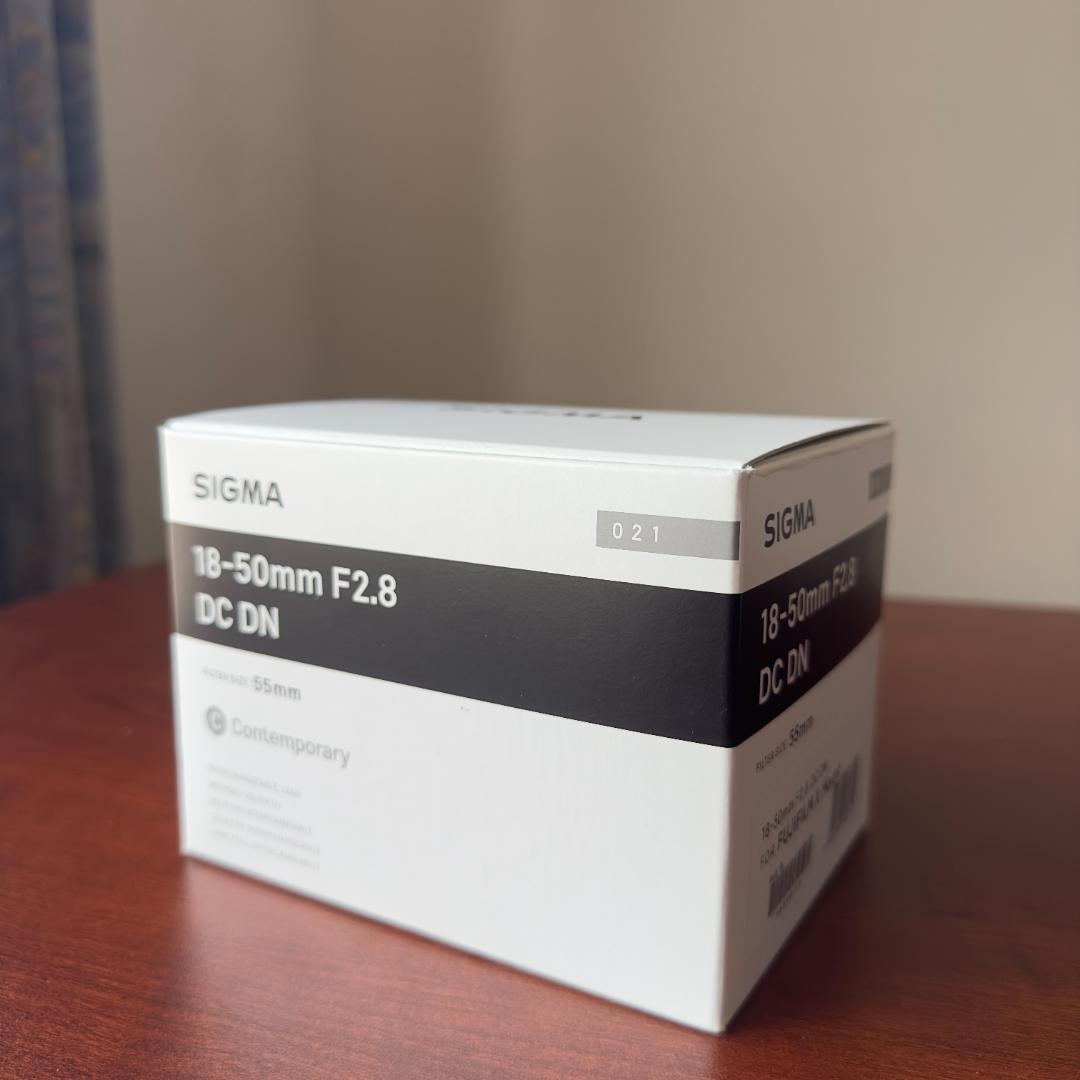 18-50mm F2.8 DC DN | Contemporary Xマウント