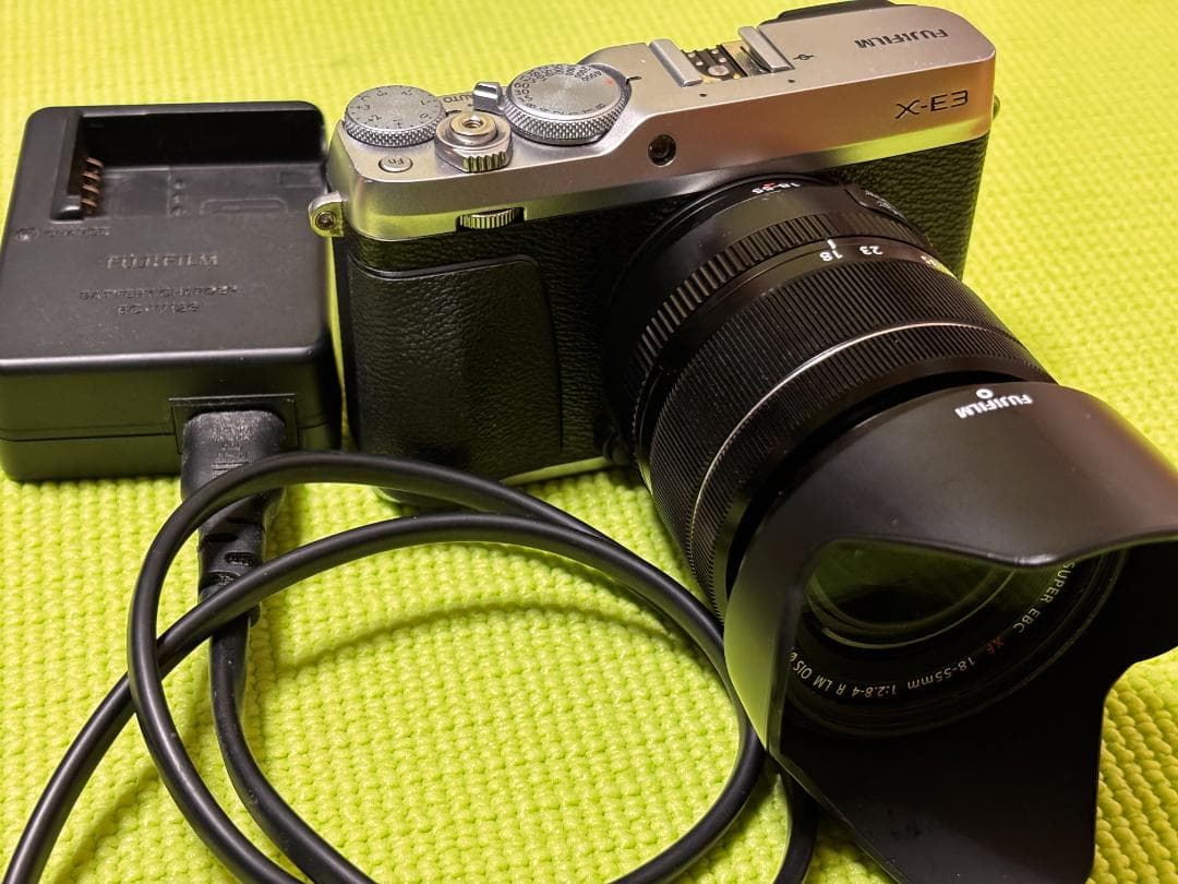 Fujifilm X-E3 ミラーレスカメラ 23mmレンズ付き