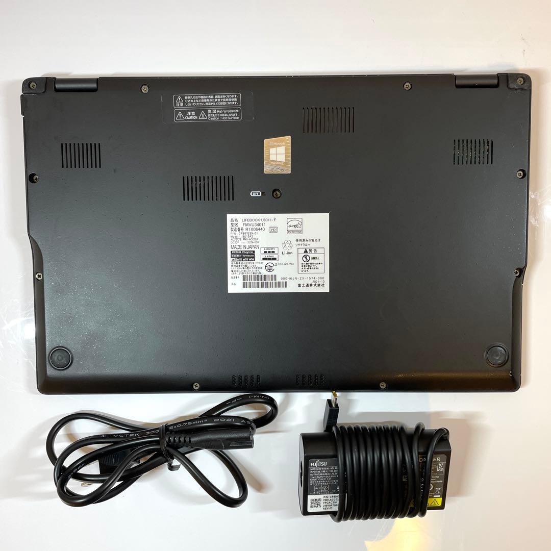 ★2021年製★ 第11世代Core i7 メモリ16GB 富士通 WW4