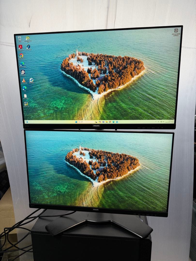 たさん専用　動作品 2面 24インチ PHILIPS デュアルディスプレイ