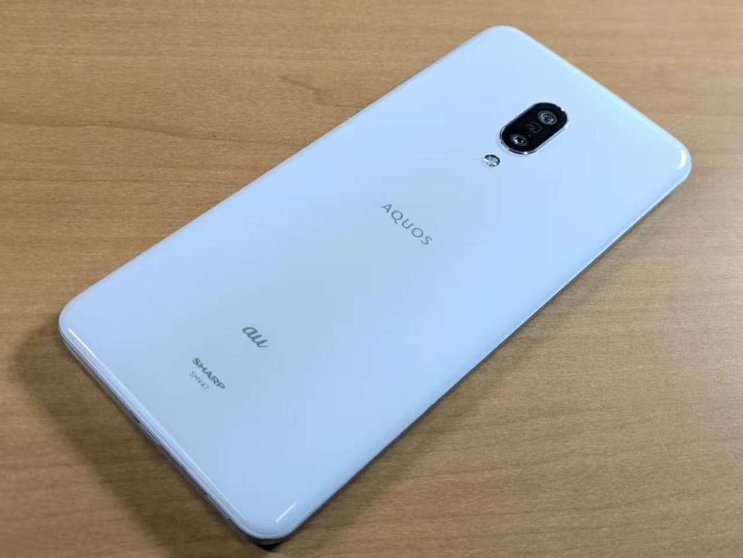 スマートフォン本体 010800B AQUOS zero2 SHV47 256GB