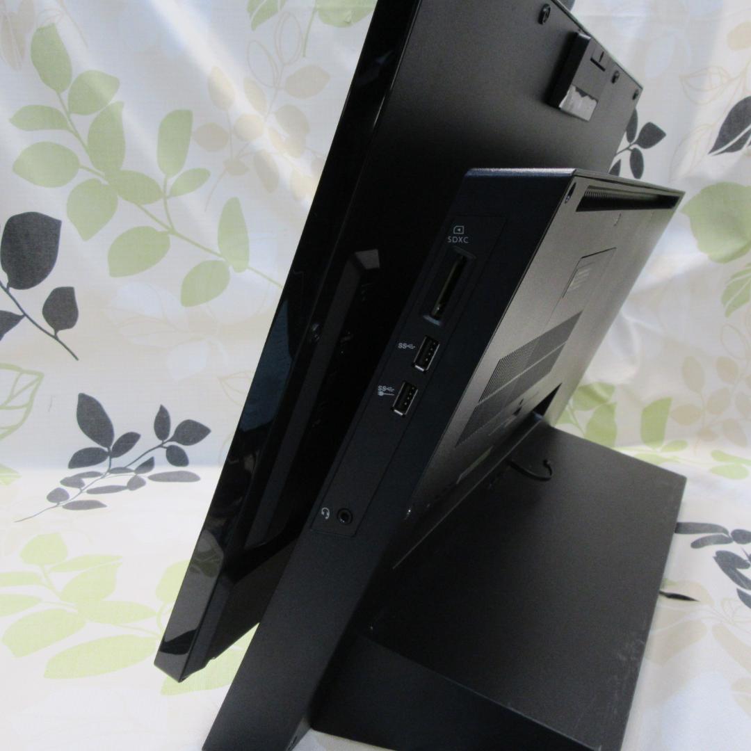 Win11公式対応8世代Corei5/メ16/SSD+HDD/ブルーレイ/カメラ