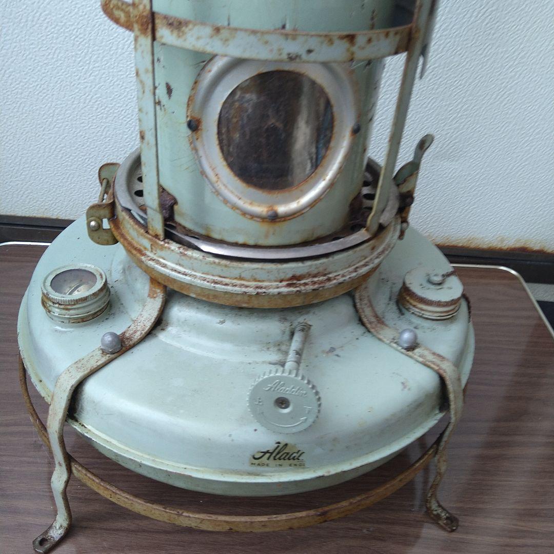 アラジンの石油ストーブ