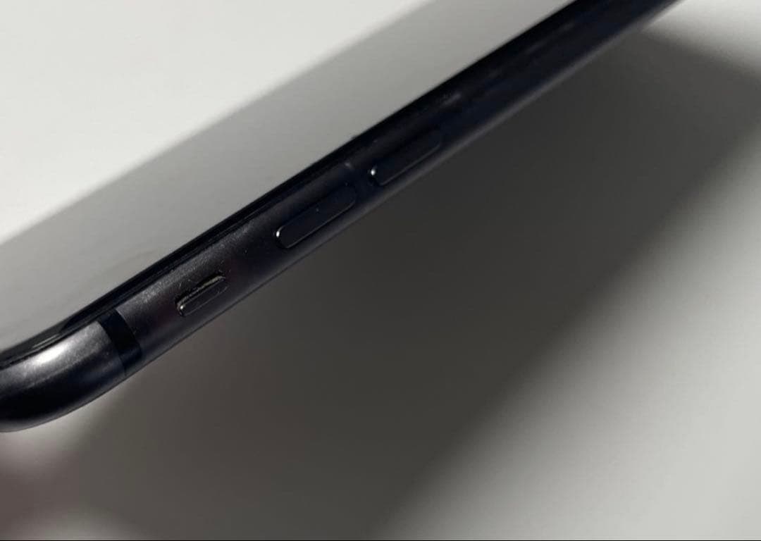 iPhone 8 256GB スペースグレイ SIMフリー本体のみ　動作確認済み